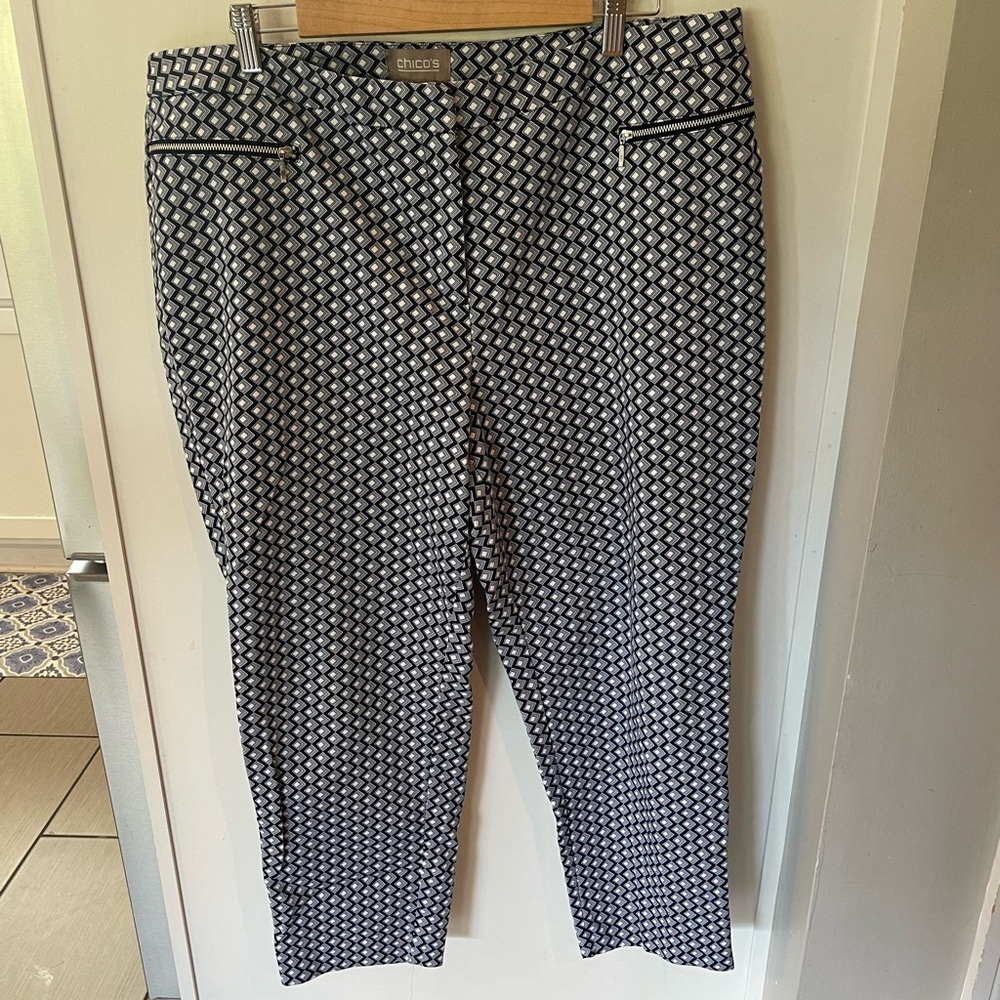 Chico's Geometric Patterned Women’s Pants